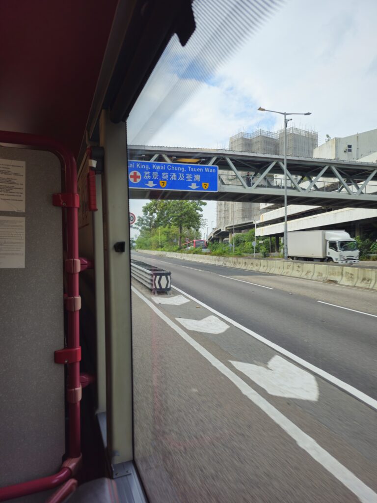 搭城巴機場快線,前往港珠澳大橋的風景